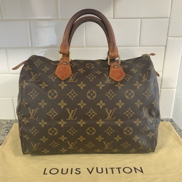 Louis Vuitton Handbags - ❤️HOST PICK❤️LOUIS VUITTON Speedy💯%Authentic